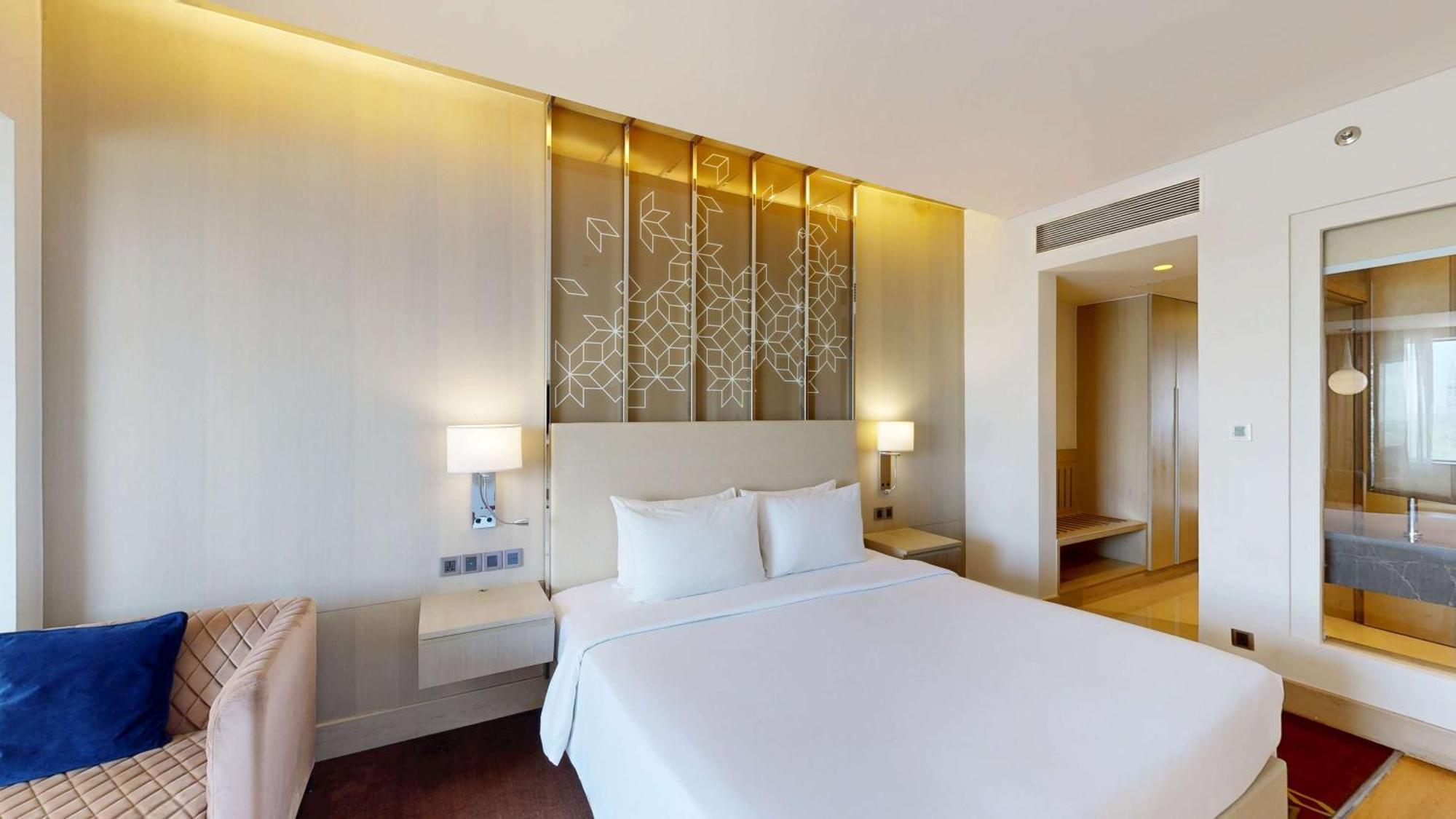 Radisson Gurugram Udyog Vihar Ξενοδοχείο Γκουργκάον Εξωτερικό φωτογραφία
